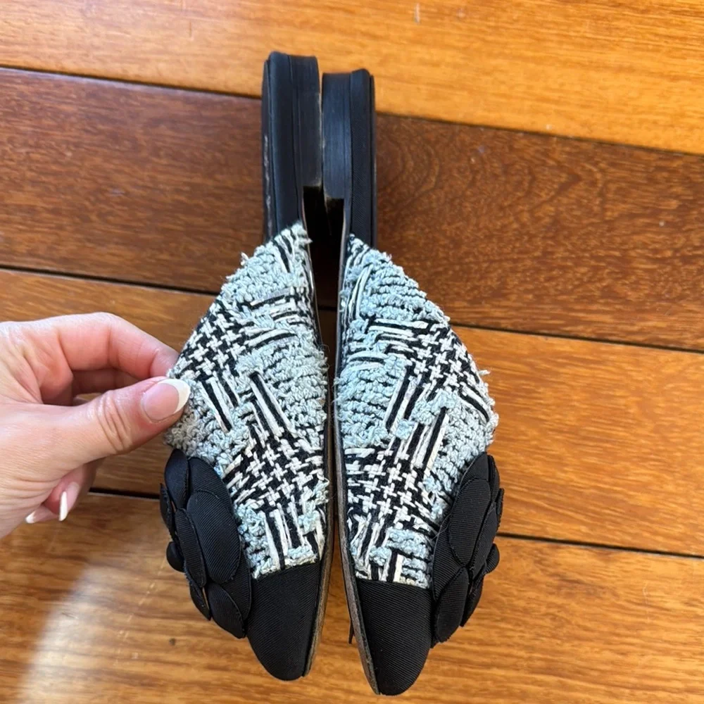 Chanel Tweed Mules with box - Picture 3 of 10